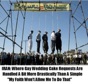 bloody-iran-gays-hanging