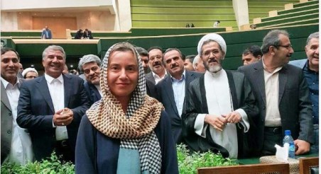 Afbeeldingsresultaat voor Federica Mogherini headscarf